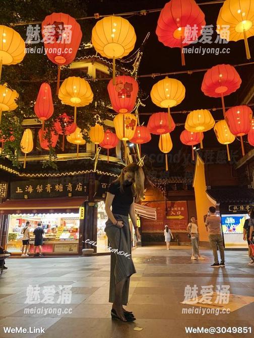 微密圈 - 你见过Callmecandy的性感长腿在线吗？高清到想捏一捏！