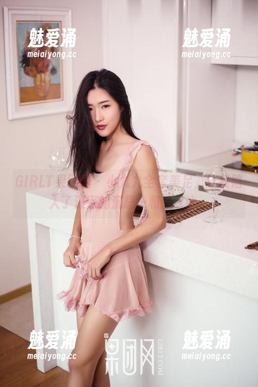 GIRLT果团网 - 小九九全套美足，让我陷入了深深的沉思…和流口水。