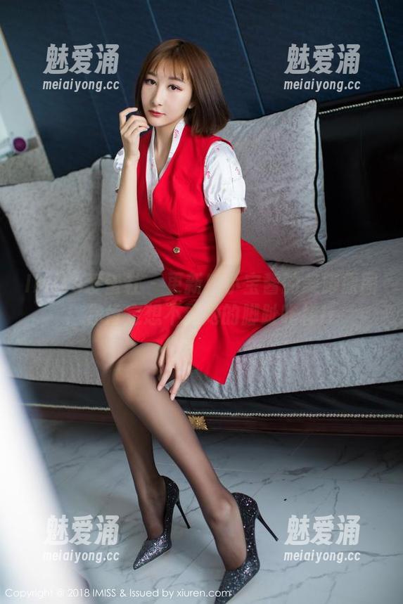 IMiss爱蜜社 - 更新！小宝酱的美脚原图：你肯定想不到她的脚趾咋样！