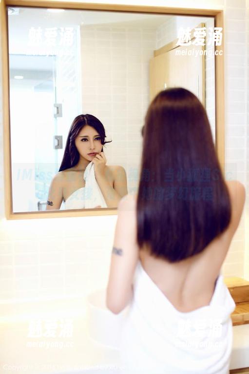 IMiss爱蜜社 - 私拍视角：当小狐狸Sica化身女孩，资源中她的梦幻旅程