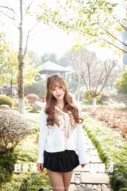 IMiss爱蜜社 - 最新图册：杨紫嫣Cynthia的婚纱，连我的单身狗都想搭入！