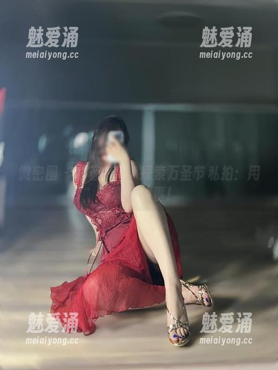 微密圈 - 跟着MIYA探索万圣节私拍：用写真讲故事！