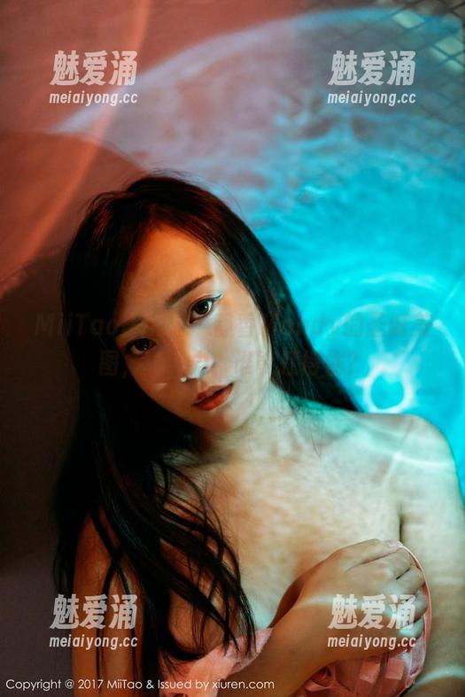 MiiTao蜜桃社 - 静香Mandy的圣诞美图，真实力，谁能扛得住？