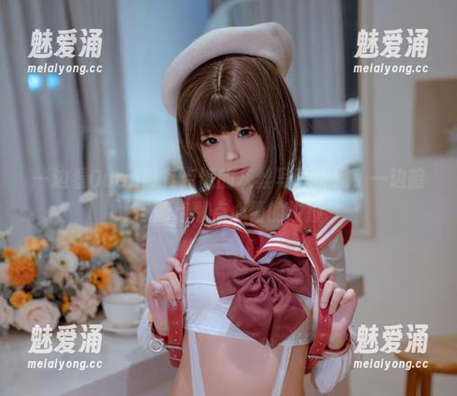 一边看Quan冉有点饿的灰丝写真资源，一边暗自期待那点心情的碰撞