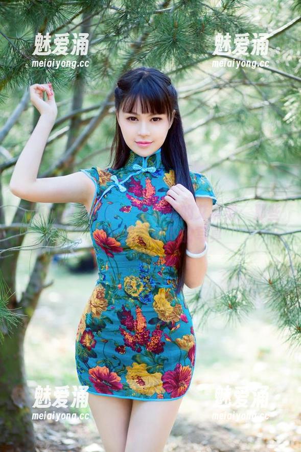 TuiGirl推女郎-艾栗栗 TuiGirl推女郎 - 日常里的艾栗栗:那些‘不小心’留下的写真