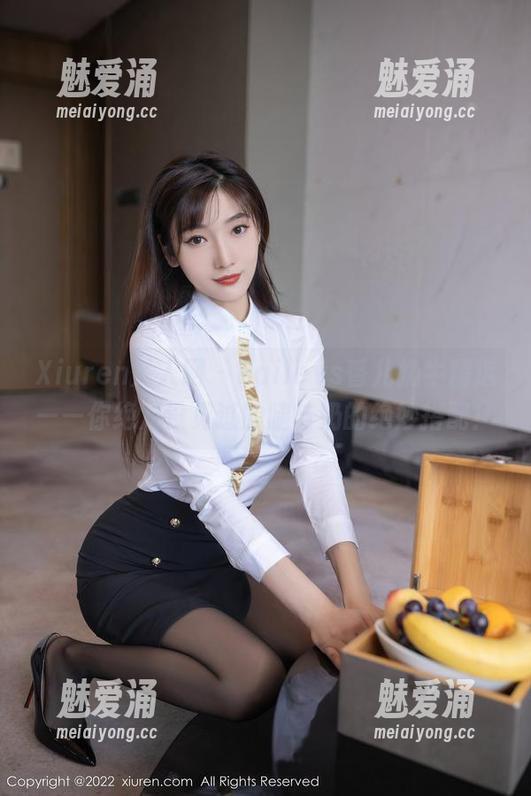 Xiuren秀人网-Baileys香儿 Xiuren秀人网 - Baileys香儿奶牛精选——你绝对没见过的腿与奶的绝妙搭配!