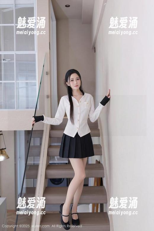 Xiuren秀人网 - 一组图片合集，lucky咏丹用她的可爱俘获了我的心——真是太犯规了！