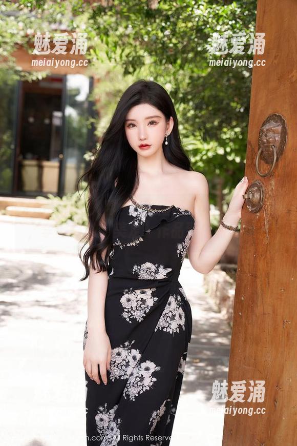 Xiuren秀人网-李七喜 Xiuren秀人网 - 一张原图让人怀疑人生,李七喜的“美足”作品到底有多美?