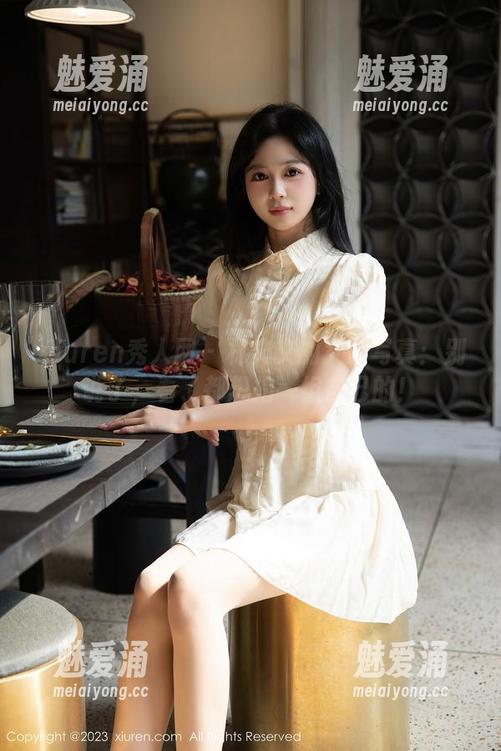 Xiuren秀人网-林文文 Xiuren秀人网 - 林文文的女友写真:别说了,看了都想拍一组自己的!