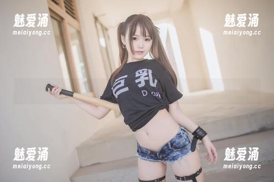 当美图遇上红色格子，Yoko宅夏带你飞，壁纸瘾又犯了！