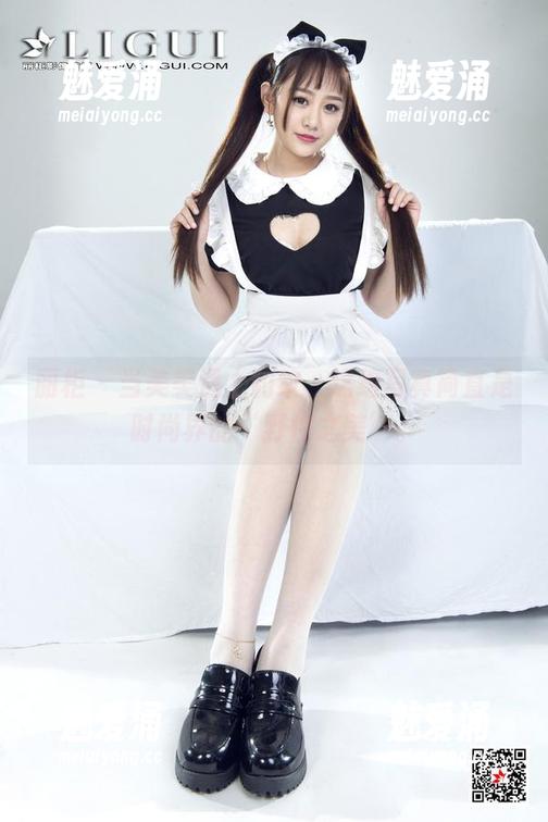 丽柜 - 当美美遇上豹纹，这组写真简直是时尚界的‘野性之美’。