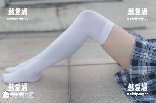 学姐的课后时光：兔玩映画带来的免费写真风暴！