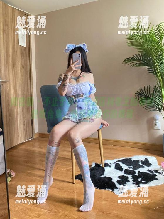 微密圈 - 不止于袜：卡通百科老王的棉袜壁纸合集，悄悄撩拨你的眼睛