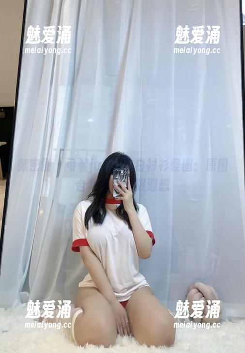 可馨juicy 微密圈 - 可馨juicy的白衬衫怪圈:原图合集里的无限遐想