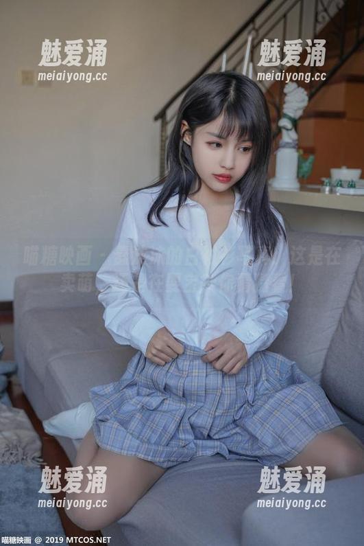 喵糖映画-蠢沫沫 喵糖映画 - 蠢沫沫的白衬衫写真:这是在卖萌,还是在耍宝?你猜猜看!