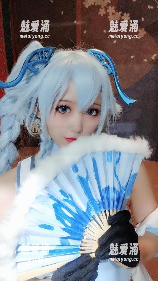 爱宕机车服+墨玉M=无限吸引力，免费图集一起感受下吧！