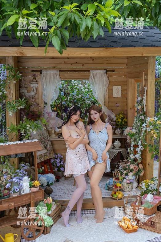 奈汐酱Nice：修女？还是女神？高清壁纸看了让人心跳加速