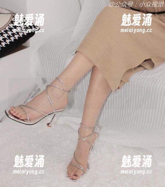 小众视觉 - 校园写真全集：思姐，怎么能这么会拍？让我感叹一下。