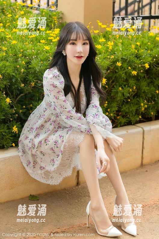 尤蜜荟 - 周琰琳LIN制服高清大赏，谁说只有男生穿制服？这绝对是女神的新解！