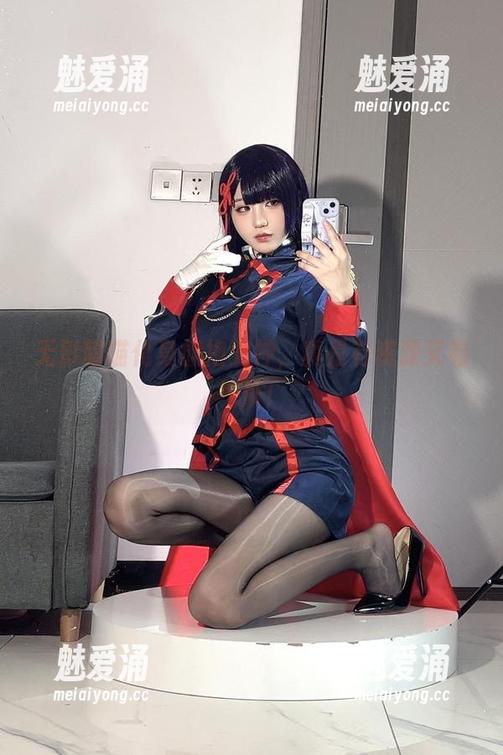 无影喵喵化身旗袍女神，真是有资源又有气质！