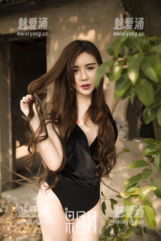 果团网 - 女神王语纯写真下载，万一会让你无意中流口水哦？