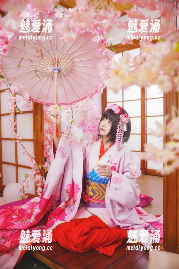 桜桃喵 钟情“桜桃喵”的在线旗袍合集,谁能拒绝这种瞬间的优雅?不过,心跳有点快……
