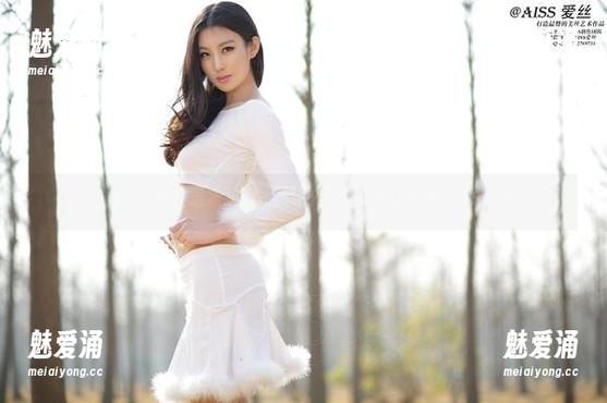 爱丝 - 不止是海边，佳慧的精选图片让你难以移开眼