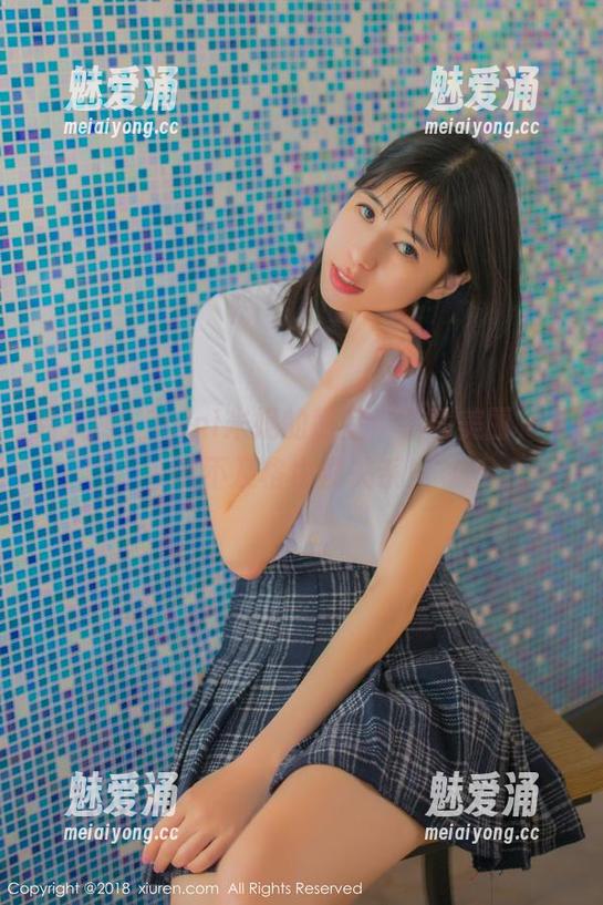 秀人网 - mini米妮的教室：下载美丽，考试不及格也没关系！
