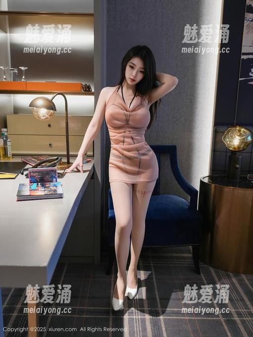 秀人网 - 剧透一下：从图库下载俞漫的剧情，绝对不后悔