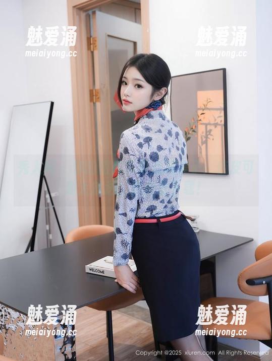 秀人网 - 你的图库需要点糯美子：俏皮可爱大放送，快点击下载！