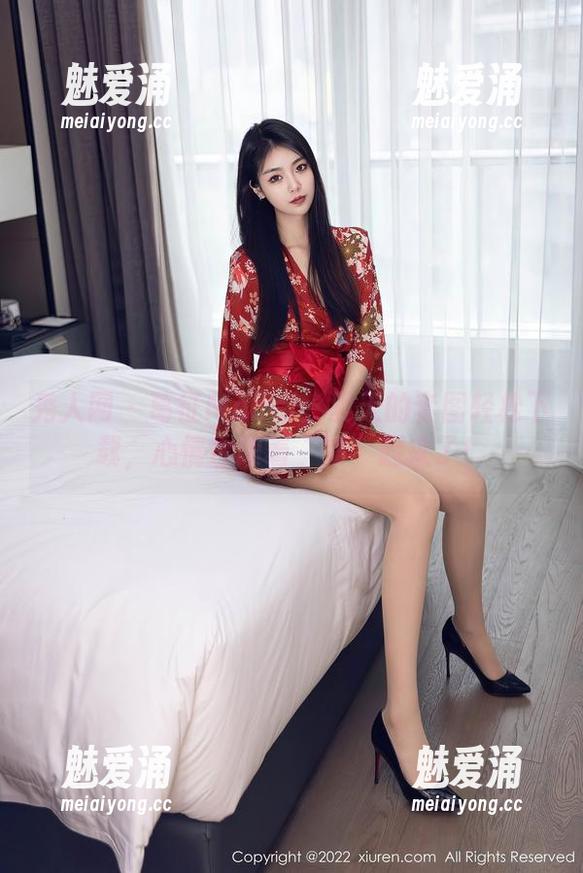 秀人网 - 葛征Model：夏天的套图轻松下载，心情也跟着“夏”起来了！
