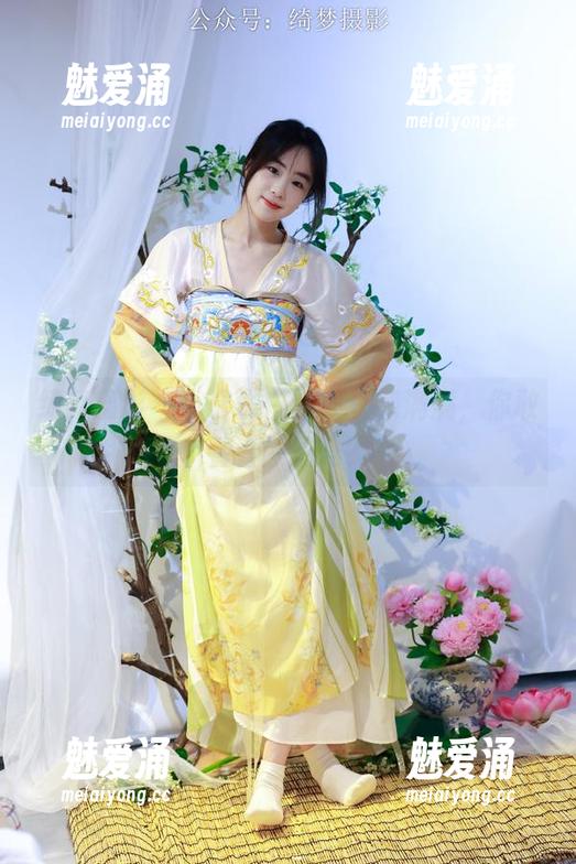 绮梦摄影 - 小艺黑白：神秘感满满，你敢看看原图吗？