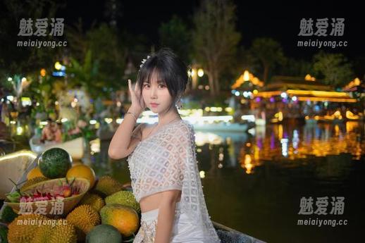 萌芽儿o0带着高清合集闪亮登场，和伊莉雅天使一起碰撞出火花！