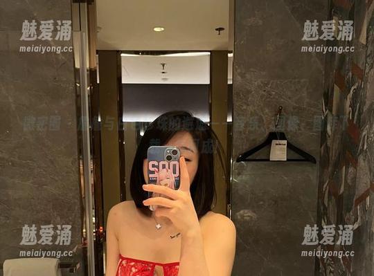 微密圈 - 詹詹与白色珍珠的邂逅——音乐、图像、图库下载一气呵成！