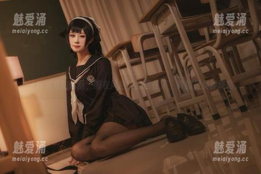 贞子蜜桃 贞子蜜桃私拍作品,睡衣风格让我愣住了,真的是女神降临。