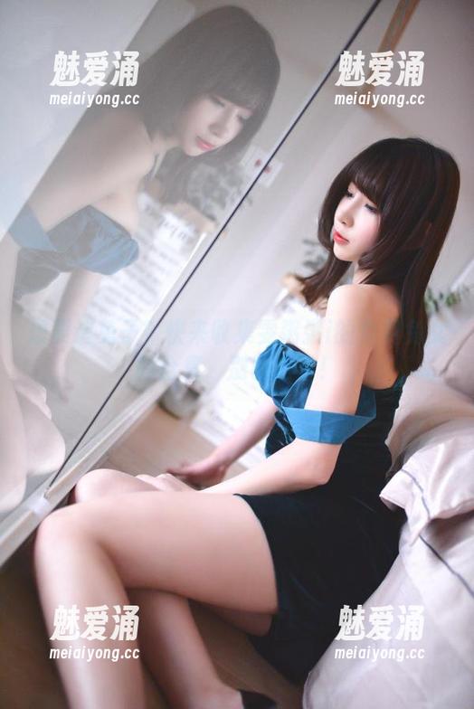 想要追兔子？快来收集雯粥粥i的免费兔女郎合集，别错过了！