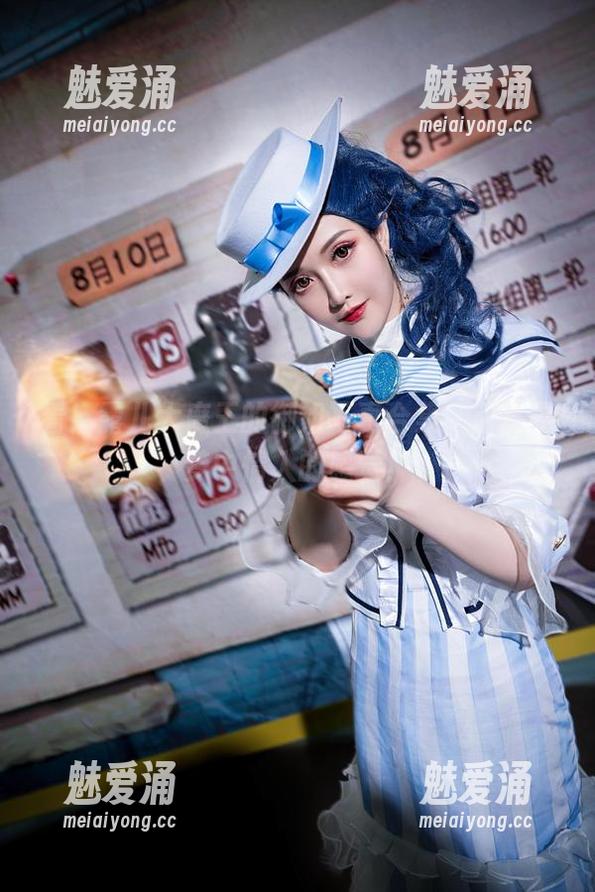 看！露儿大魔王的御姐写真合集，简直是梦中情人的感觉！