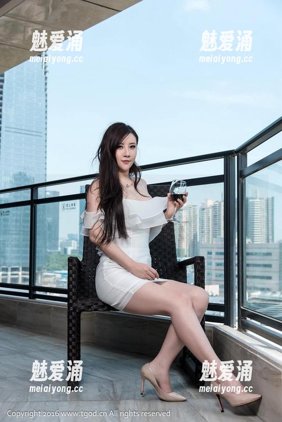 青豆客 - 黑白新境界？欧尼anne的原图让我感受到想象力的无限！图片就像是我的心情风向标！