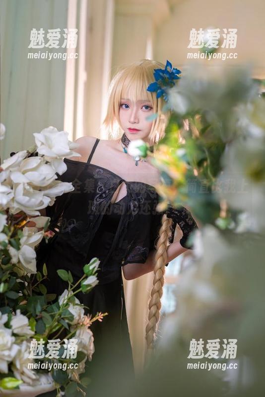 青青子Js全集：白贞的写真，简直比我上班的动力还强！