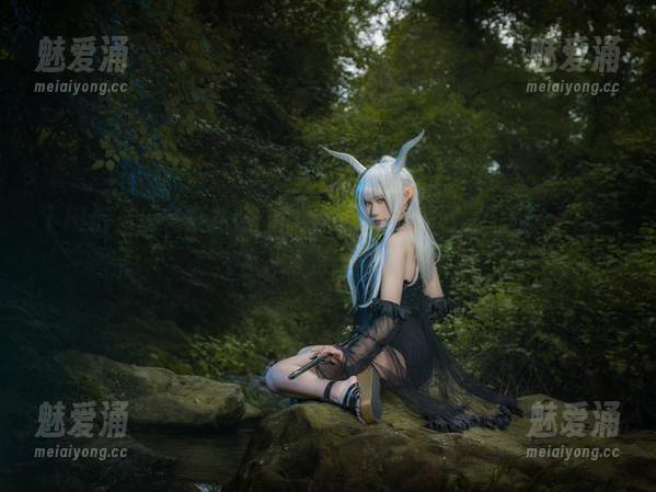 麻花麻花酱 下班后,麻花麻花酱“翠喜媚”全套下载,放松一下,生活需要点刺激。