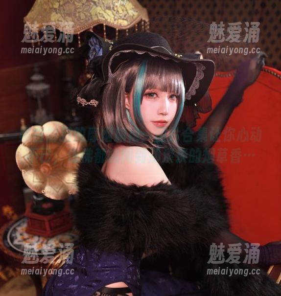 黑白御猫的靡烟旗袍：图片合集让你心动不已，仿佛都能闻到那淡淡的烟草香…